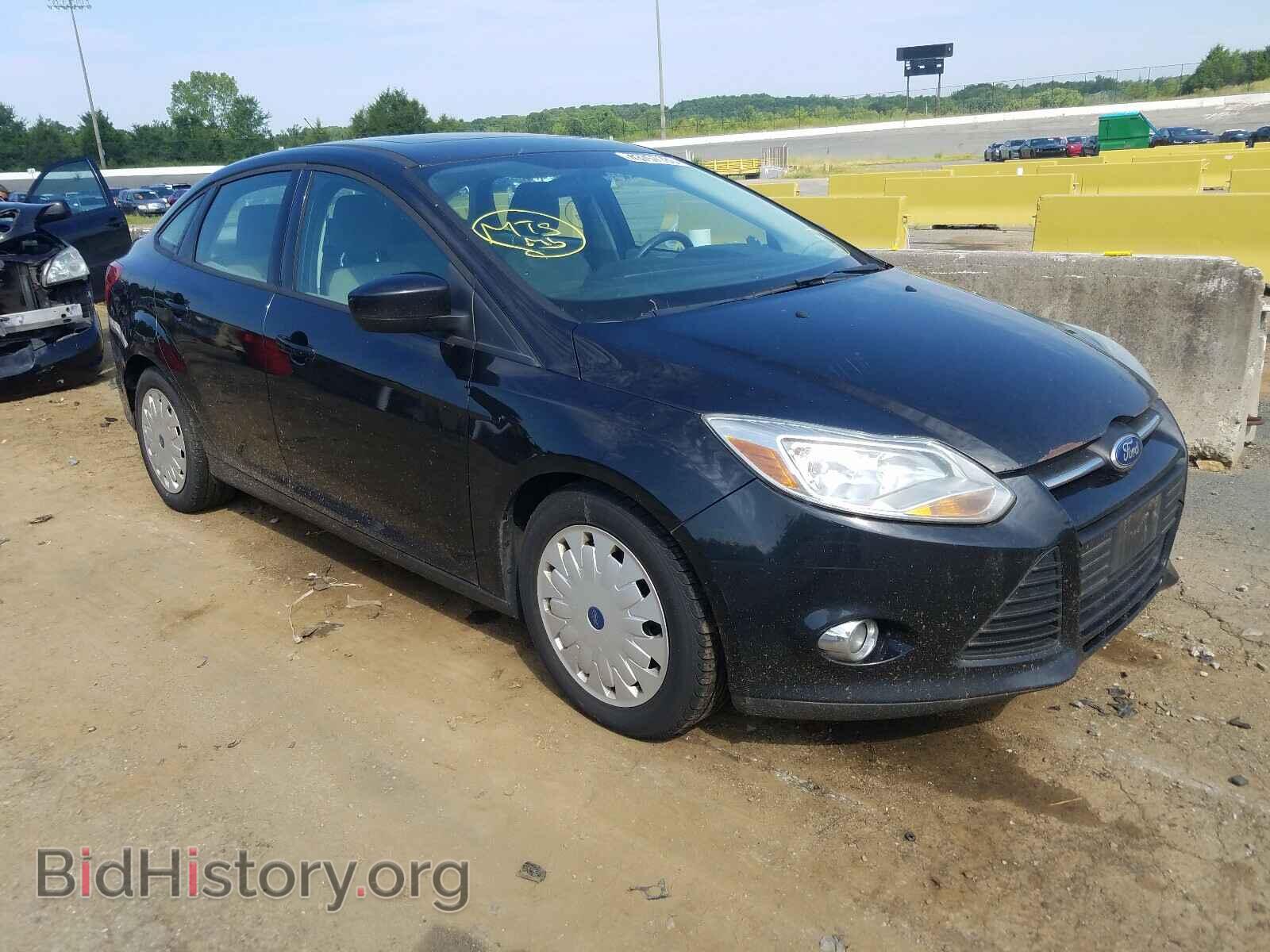 Photo 1FAHP3F23CL161346 - FORD FOCUS 2012