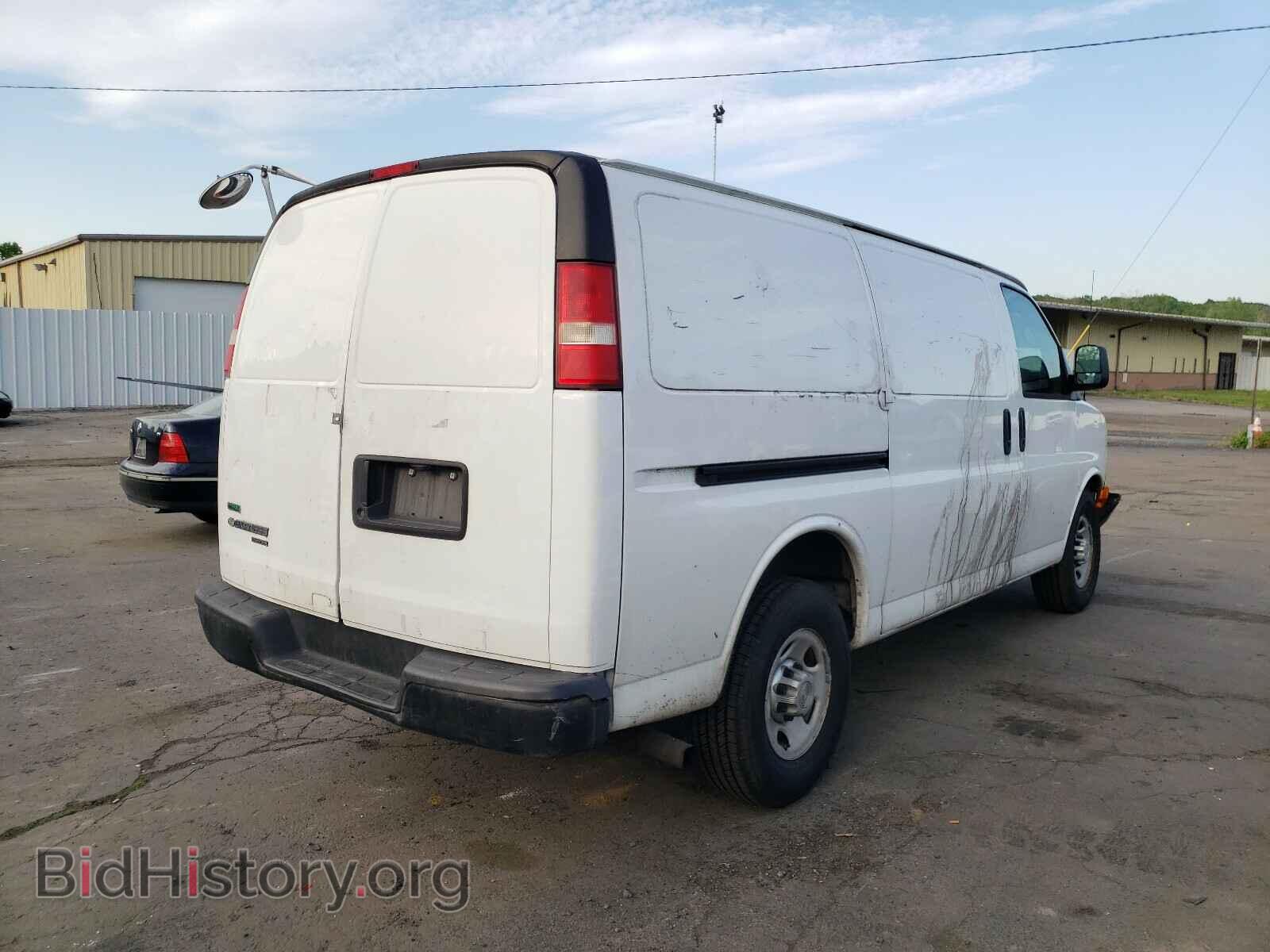 2011 CHEVROLET EXPRESS - VIN: 1GCWGFCA3B1168953 - Фото 4