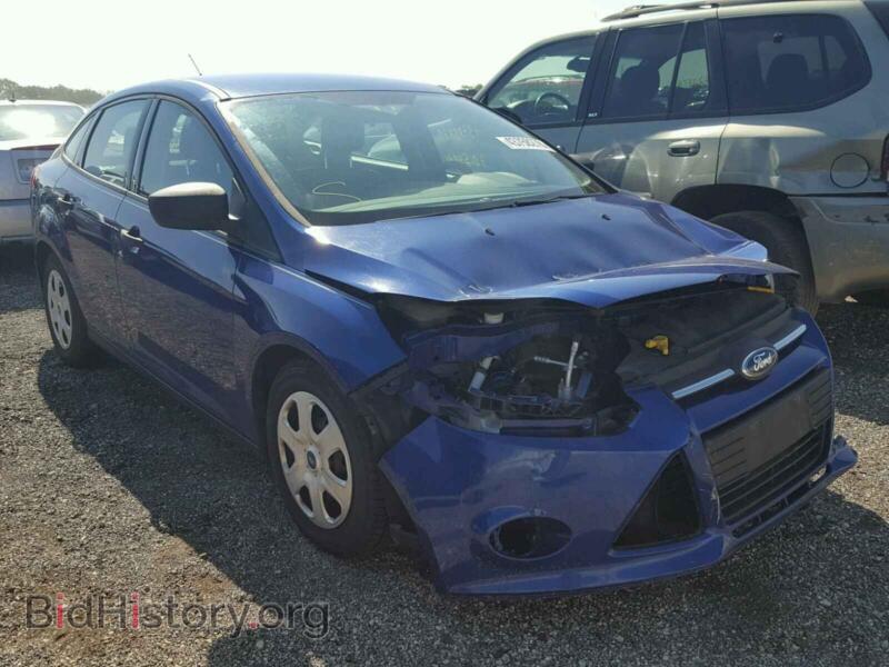 2012 Ford FOCUS Focus S (VIN 1FAHP3E29CL309775) — фото 1 из 10, Copart, повреждение: передняя часть