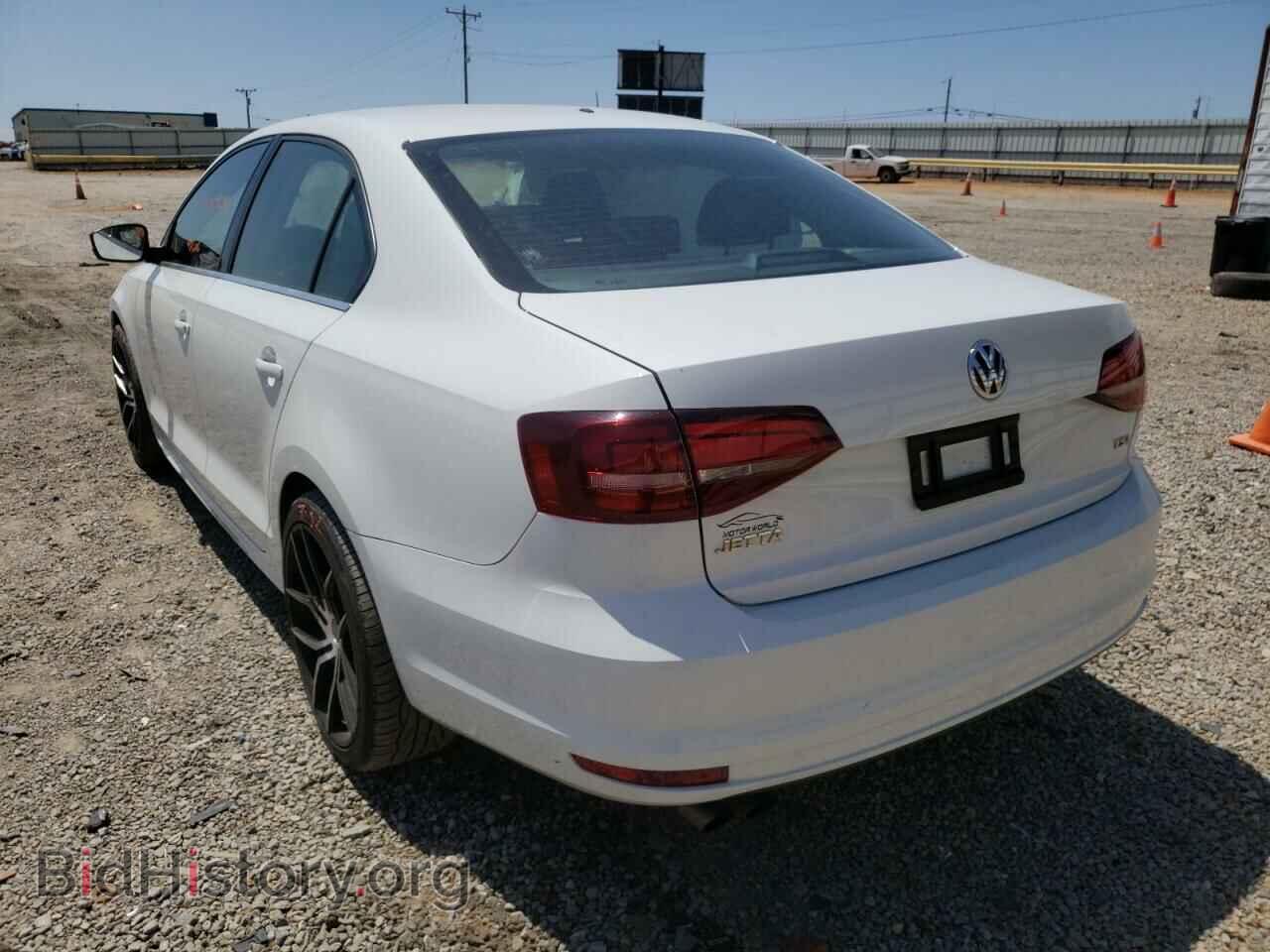 2017 VOLKSWAGEN JETTA - VIN: 3VW2B7AJ2HM218062 - Фото 3