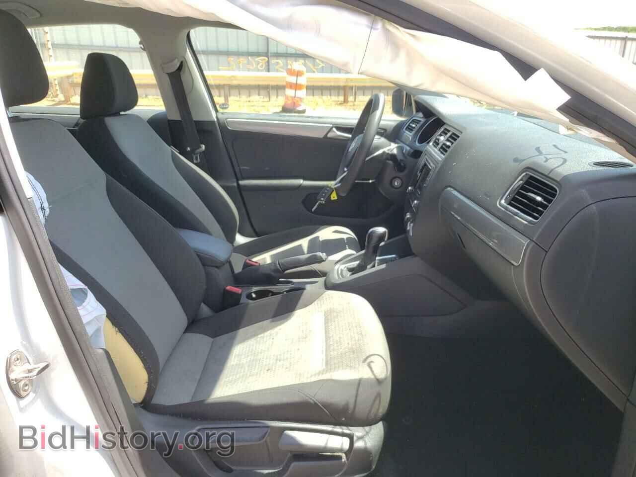 2017 VOLKSWAGEN JETTA - VIN: 3VW2B7AJ2HM218062 - Фото 5