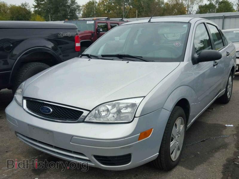 2007 Ford FOCUS (VIN 1FAHP34N07W313858) — фото 2 из 10