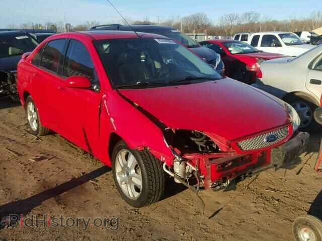 Photo 1FAHP38Z95W102863 - FORD FOCUS 2005