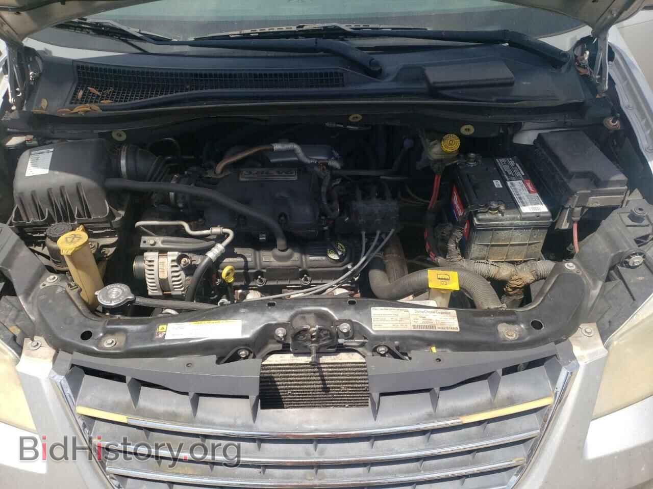 2008 CHRYSLER MINIVAN - VIN: 2A8HR54P58R122988 - Фото 7