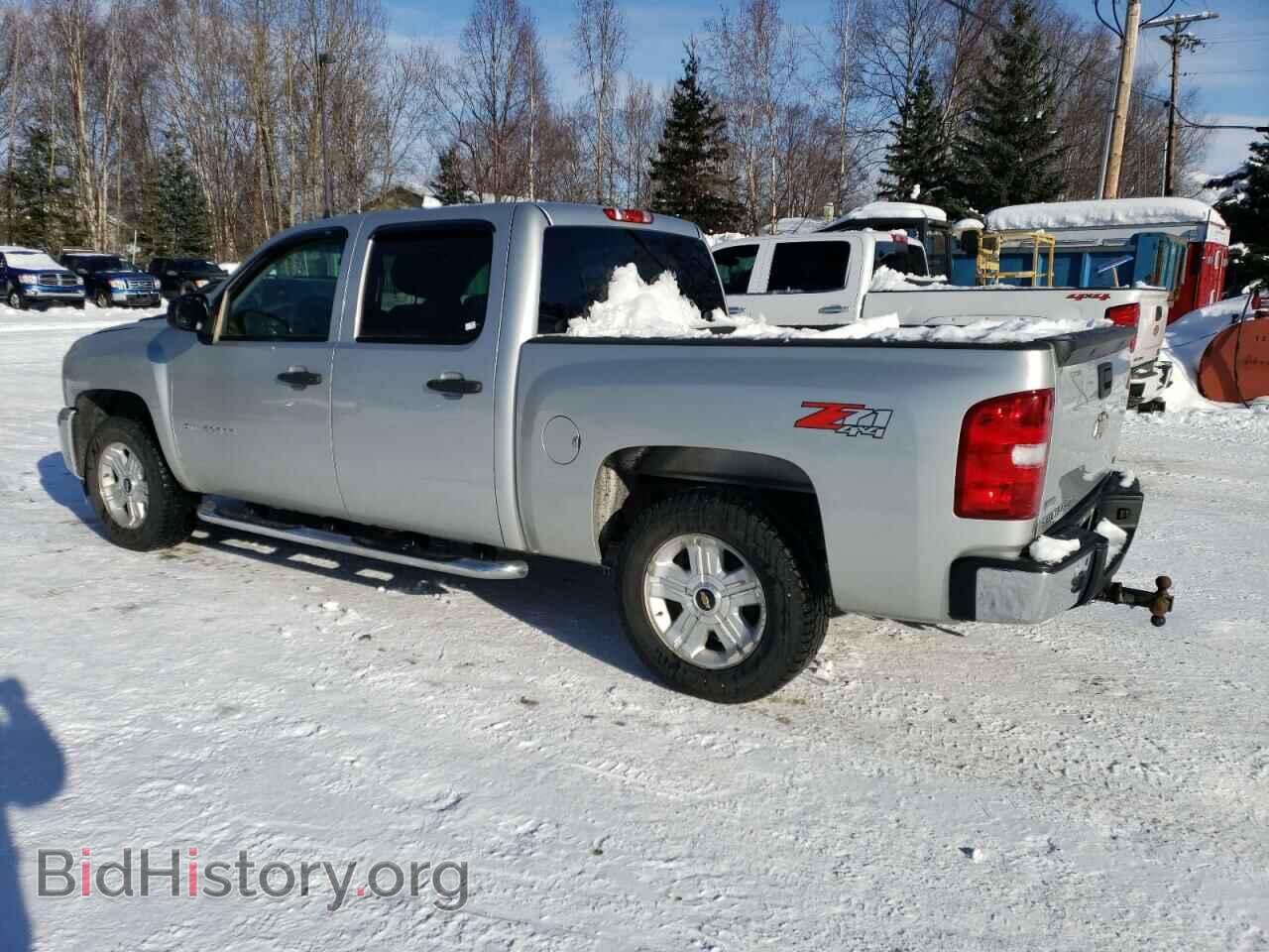 2011 CHEVROLET SILVERADO - VIN: 1GCPKSE34BF224072 - Фото 2