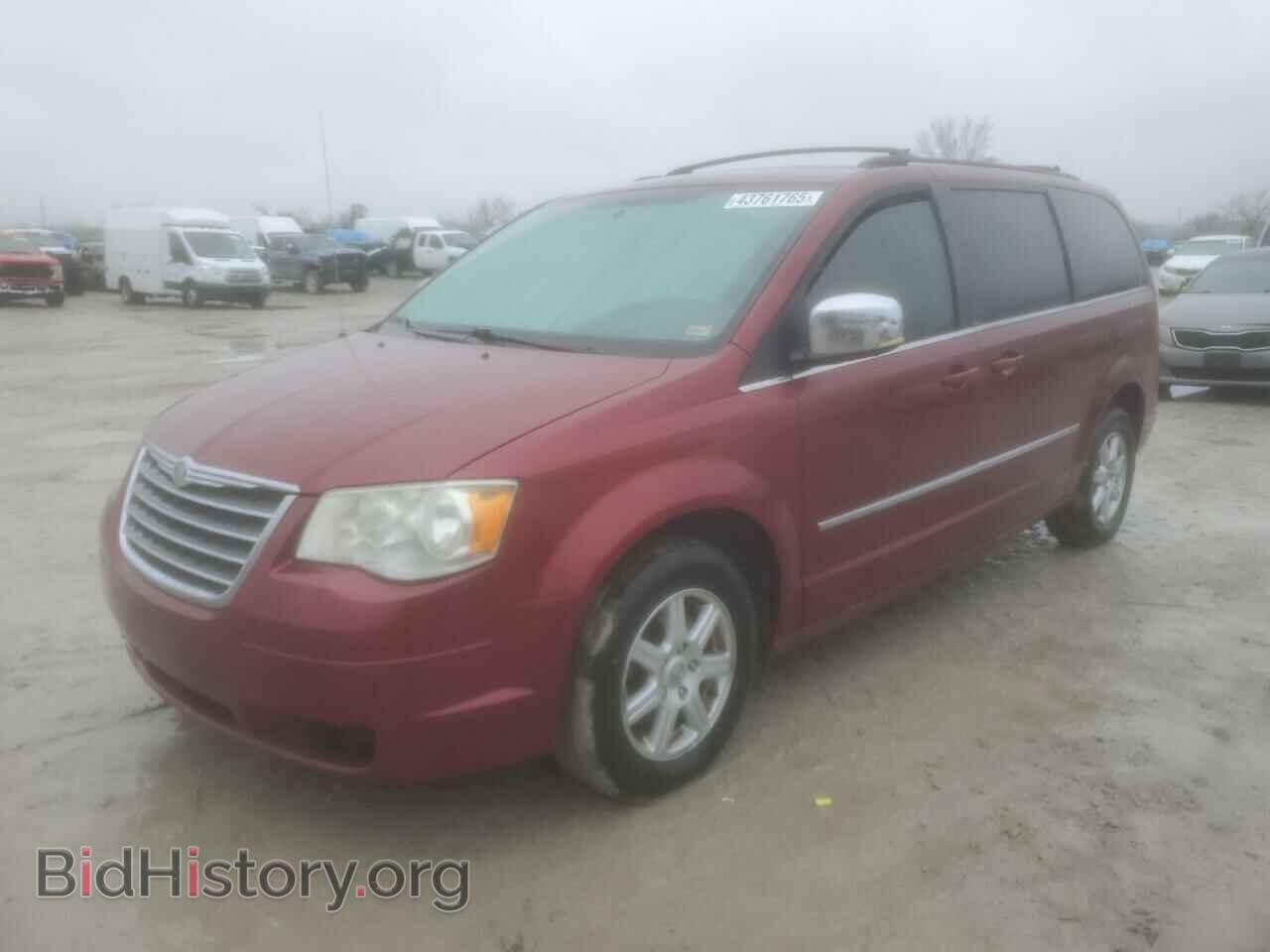 Photo 2A4RR8DX2AR374940 - CHRYSLER MINIVAN 2010