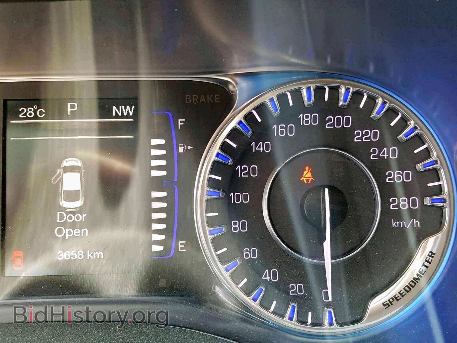2016 CHRYSLER 200 - VIN: 1C3CCCFB8GN190422 - Photo 8