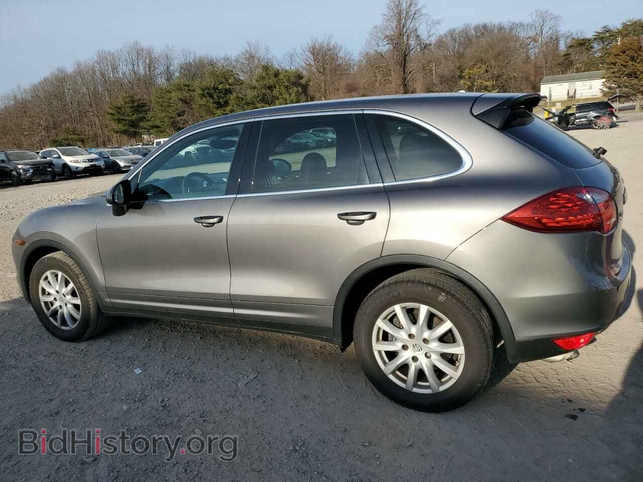 2011 PORSCHE CAYENNE - VIN: WP1AA2A24BLA10060 - Photo 2