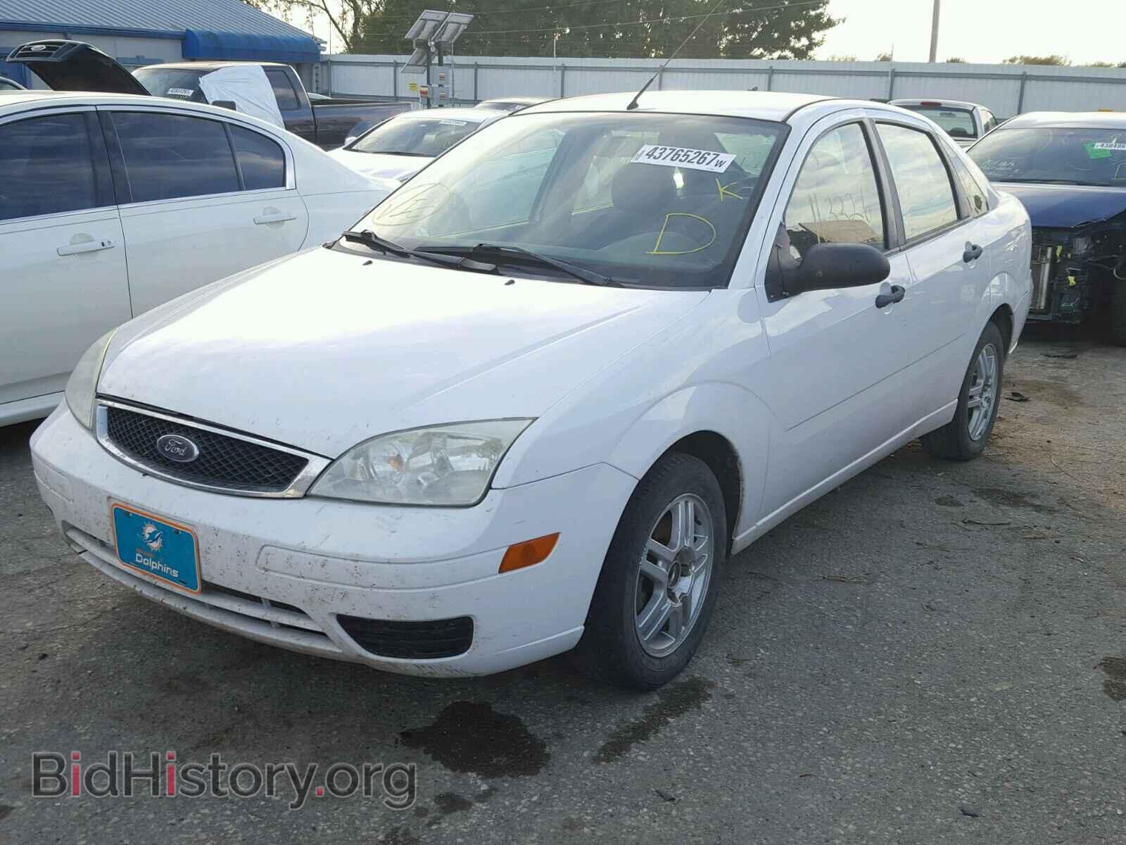 2007 FORD FOCUS - VIN: 1FAFP34N27W301444 - Фото 2
