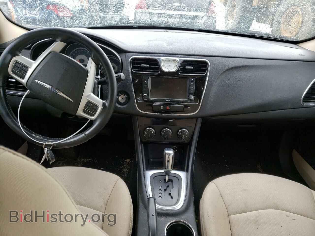2012 CHRYSLER 200 - VIN: 1C3CCBBG1CN306243 - Фото 8