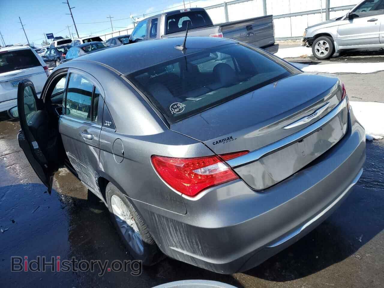 2012 CHRYSLER 200 - VIN: 1C3CCBAB0CN226194 - Фото 2
