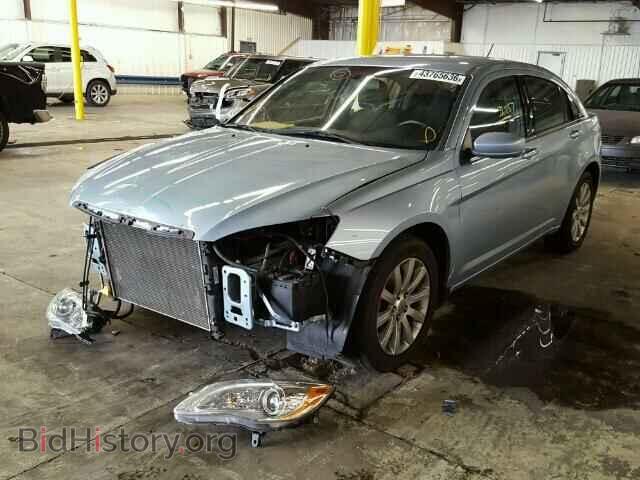 2013 CHRYSLER 200 - VIN: 1C3CCBBG8DN556242 - Фото 2