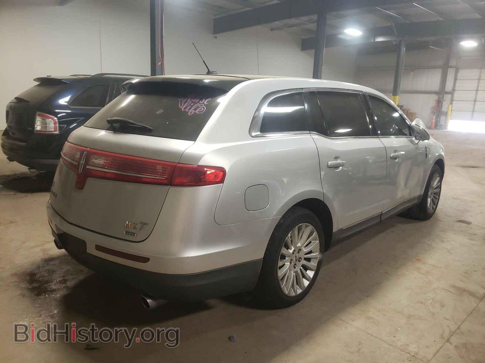 2011 LINCOLN MKT - VIN: 2LMHJ5AR6BBJ51114 - Фото 4
