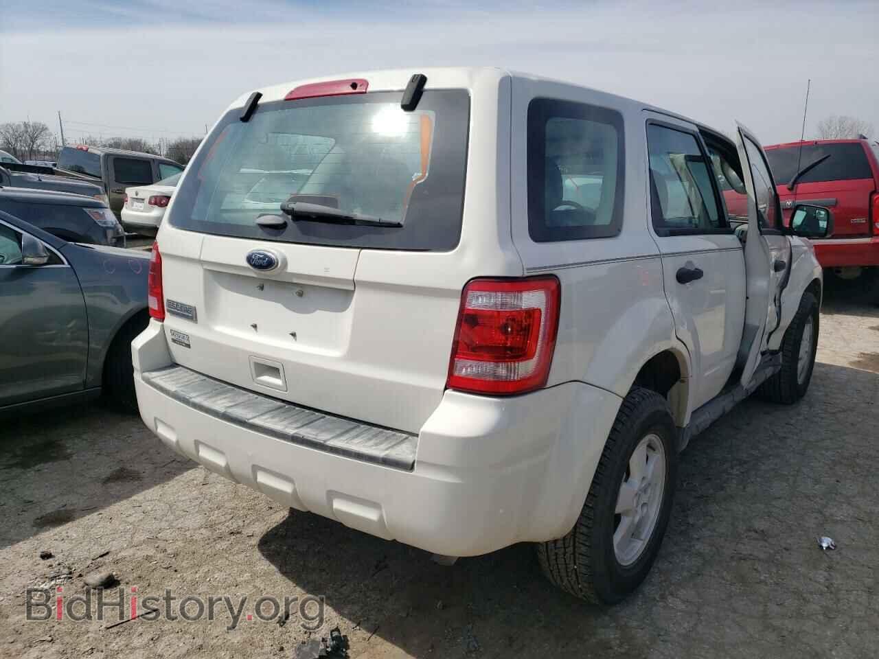 2012 FORD ESCAPE - VIN: 1FMCU0C75CKB26823 - Фото 3