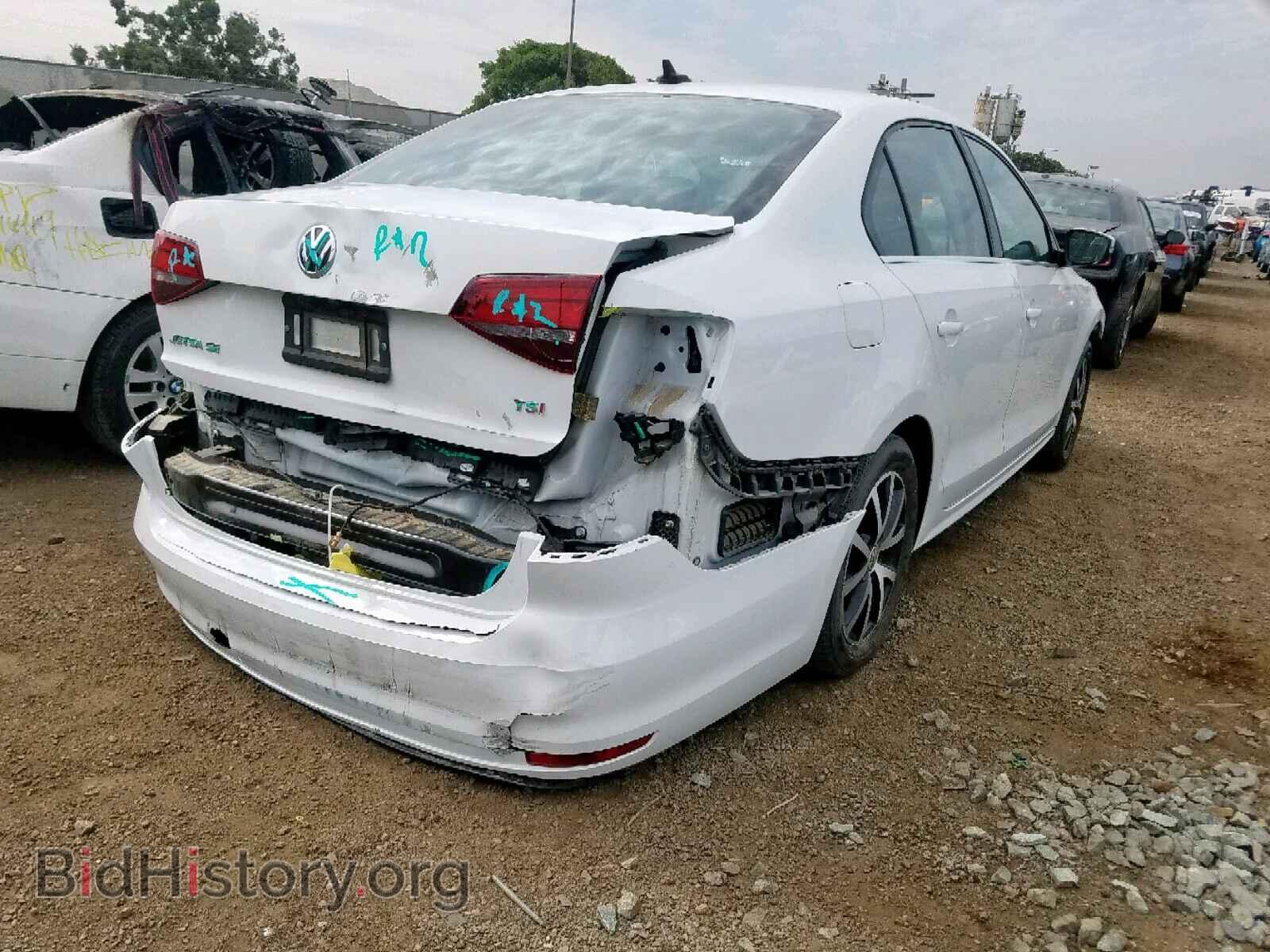 2017 VOLKSWAGEN JETTA - VIN: 3VWDB7AJXHM294119 - Photo 4