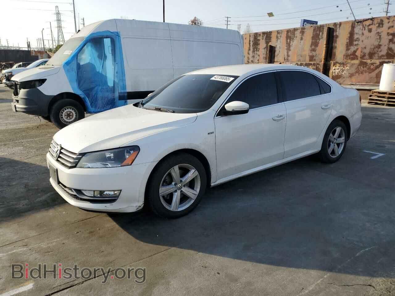 Фотография 1VWAT7A33FC110817 - VOLKSWAGEN PASSAT 2015