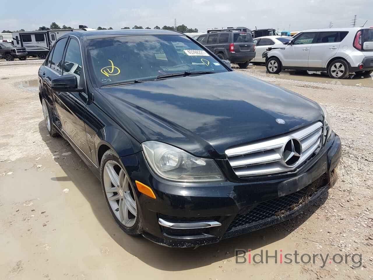 Photo WDDGF4HB1CA658036 - MERCEDES-BENZ C CLASS 2012