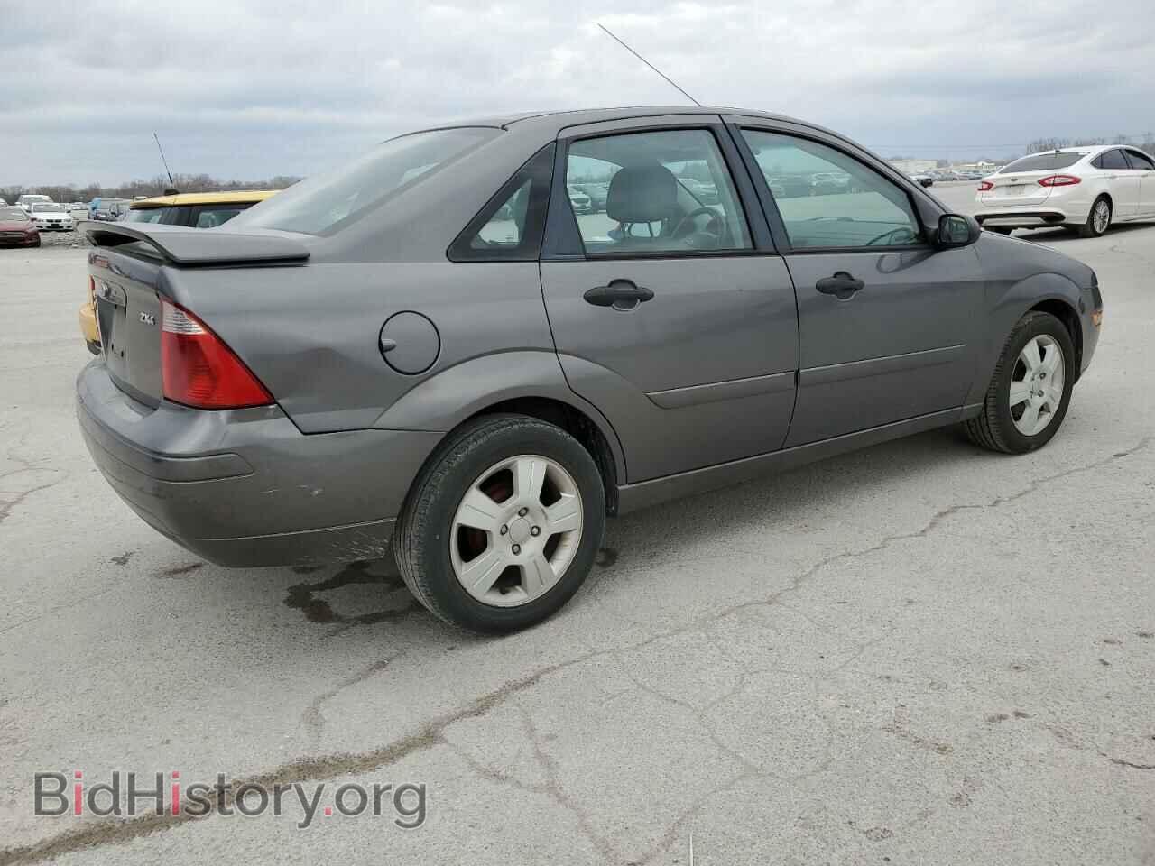 2006 FORD FOCUS - VIN: 1FAHP34N16W144657 - Фото 3