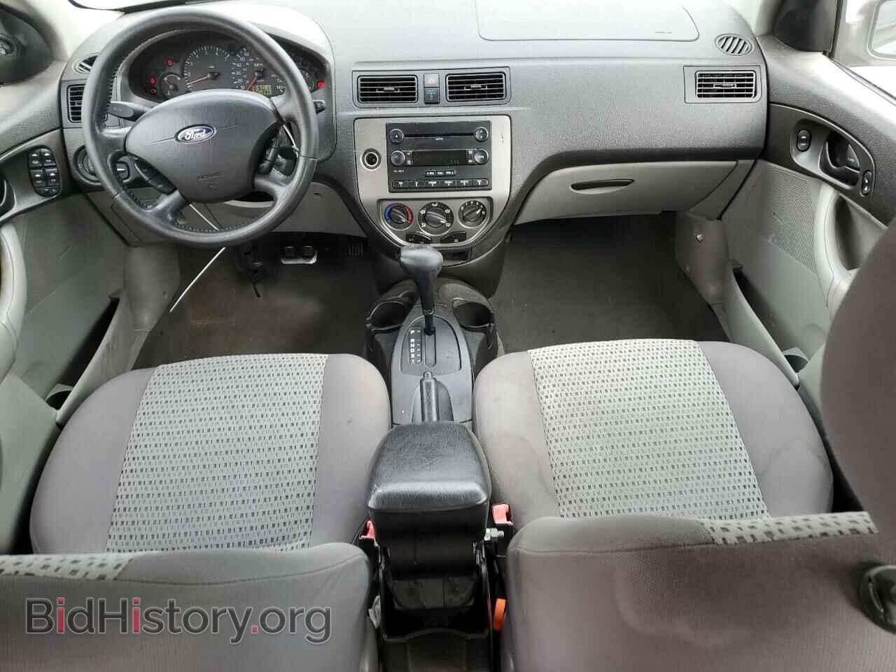 2006 FORD FOCUS - VIN: 1FAHP34N16W144657 - Фото 8