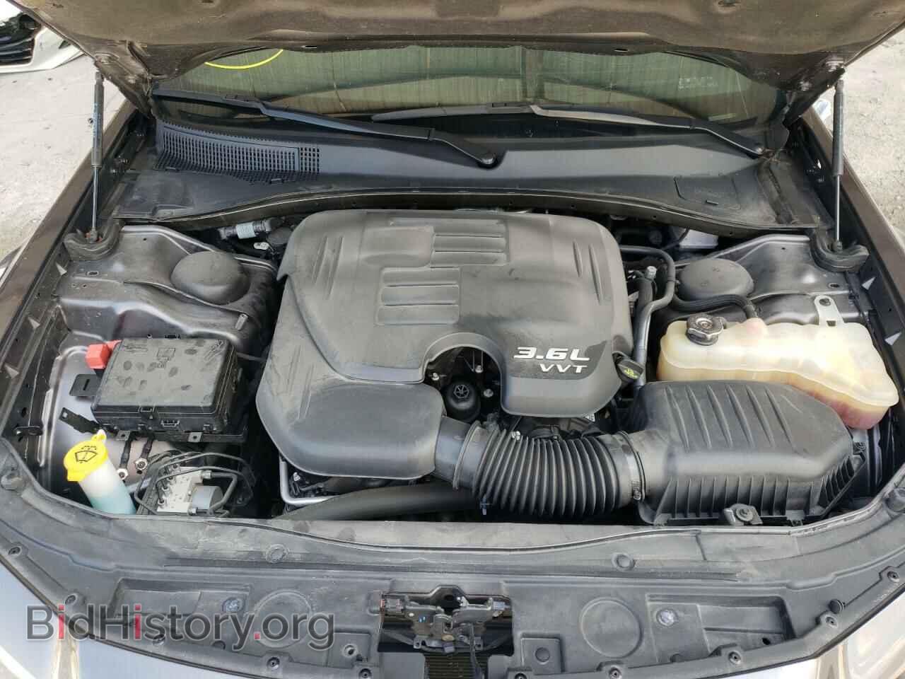 2019 CHRYSLER 300 - VIN: 2C3CCABG4KH693940 - Фото 7