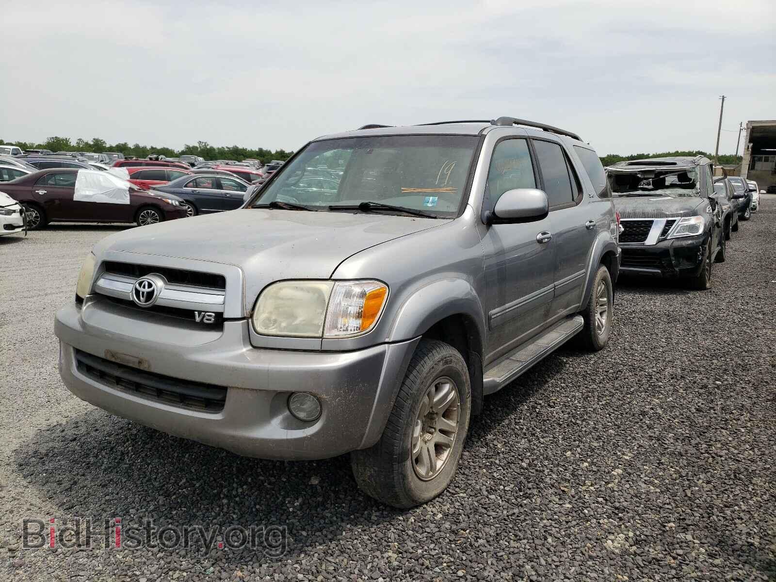 2006 TOYOTA SEQUOIA - VIN: 5TDBT44A26S276597 - Фото 2