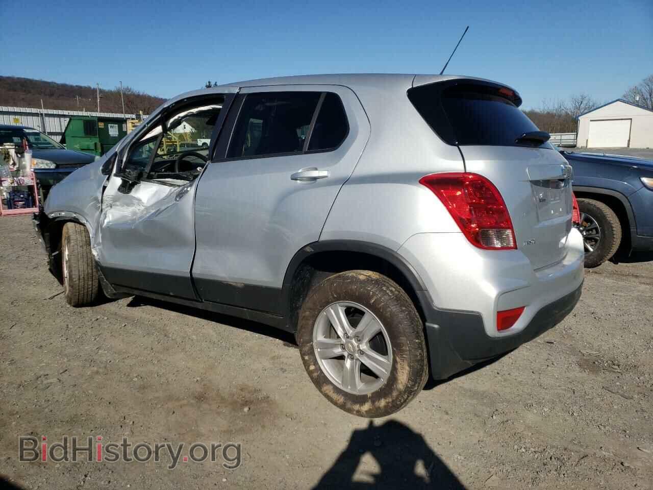 2020 CHEVROLET TRAX - VIN: 3GNCJKSB6LL324072 - Photo 2