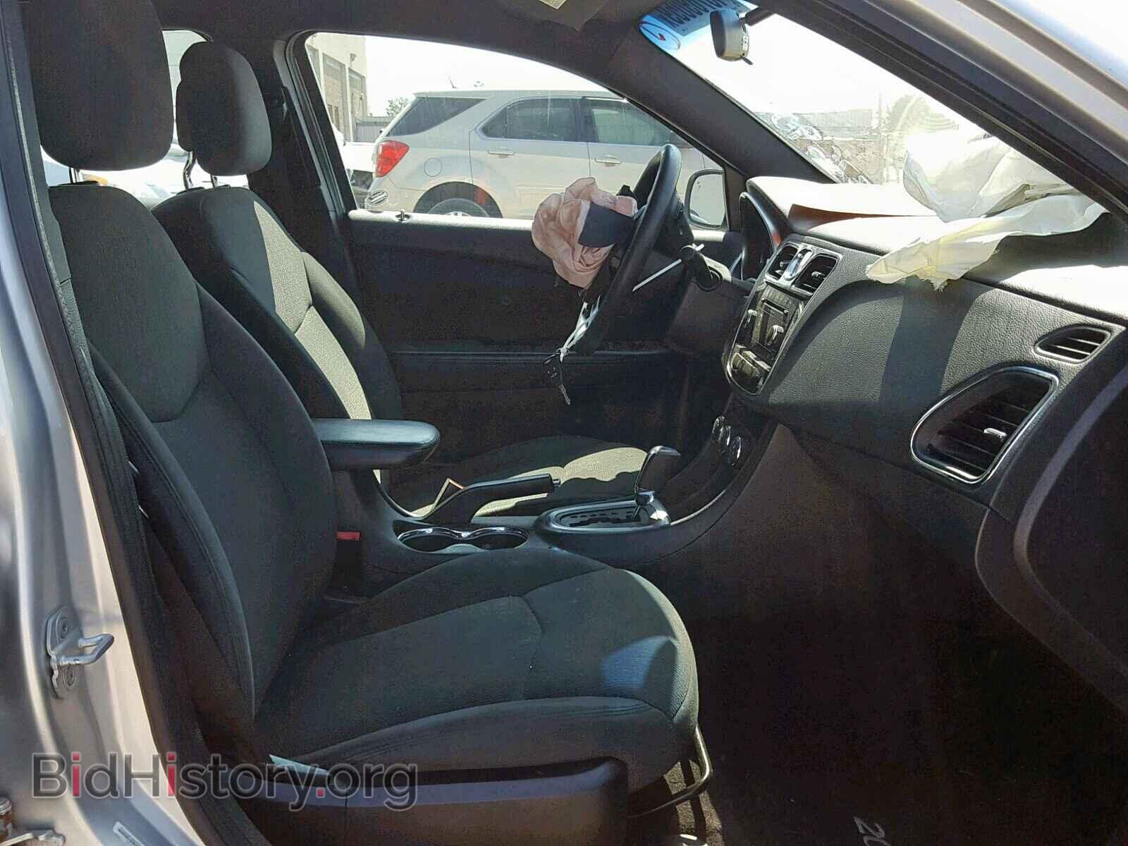 2012 CHRYSLER 200 - VIN: 1C3CCBAB7CN138906 - Фото 5