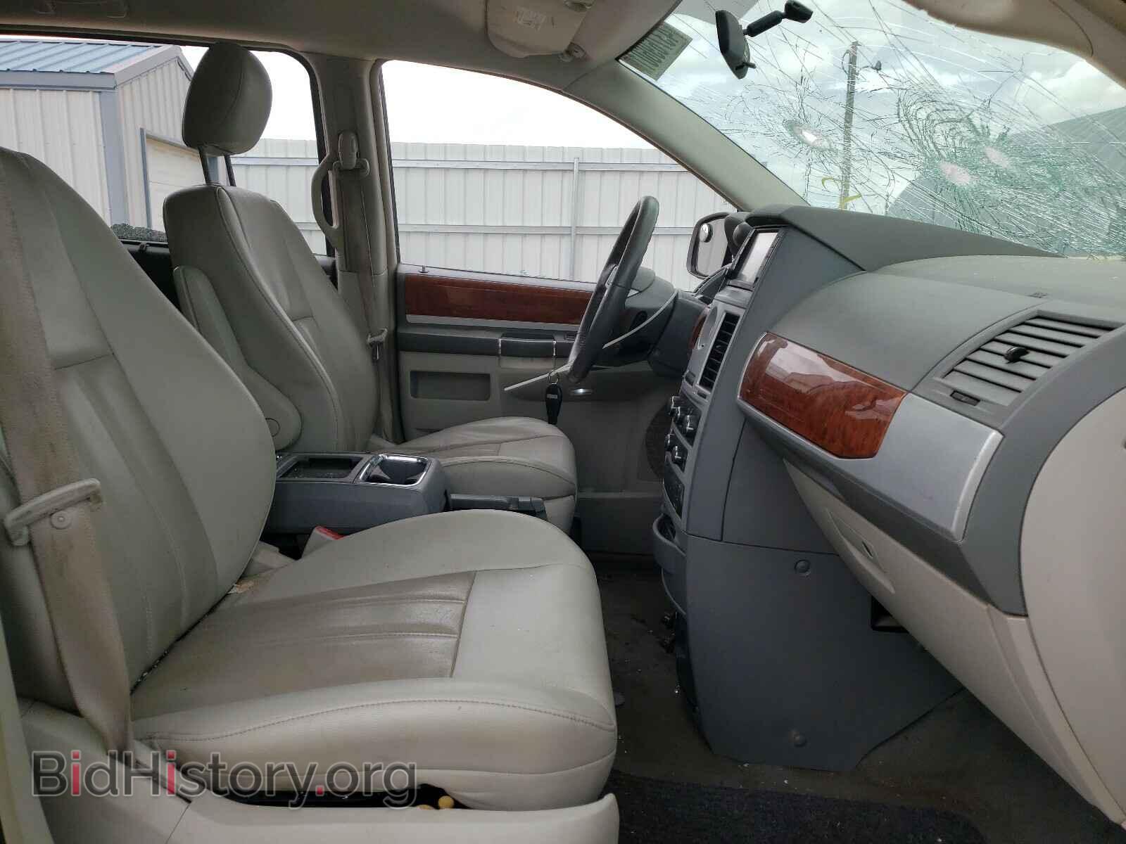 2009 CHRYSLER MINIVAN - VIN: 2A8HR54179R592730 - Фото 5