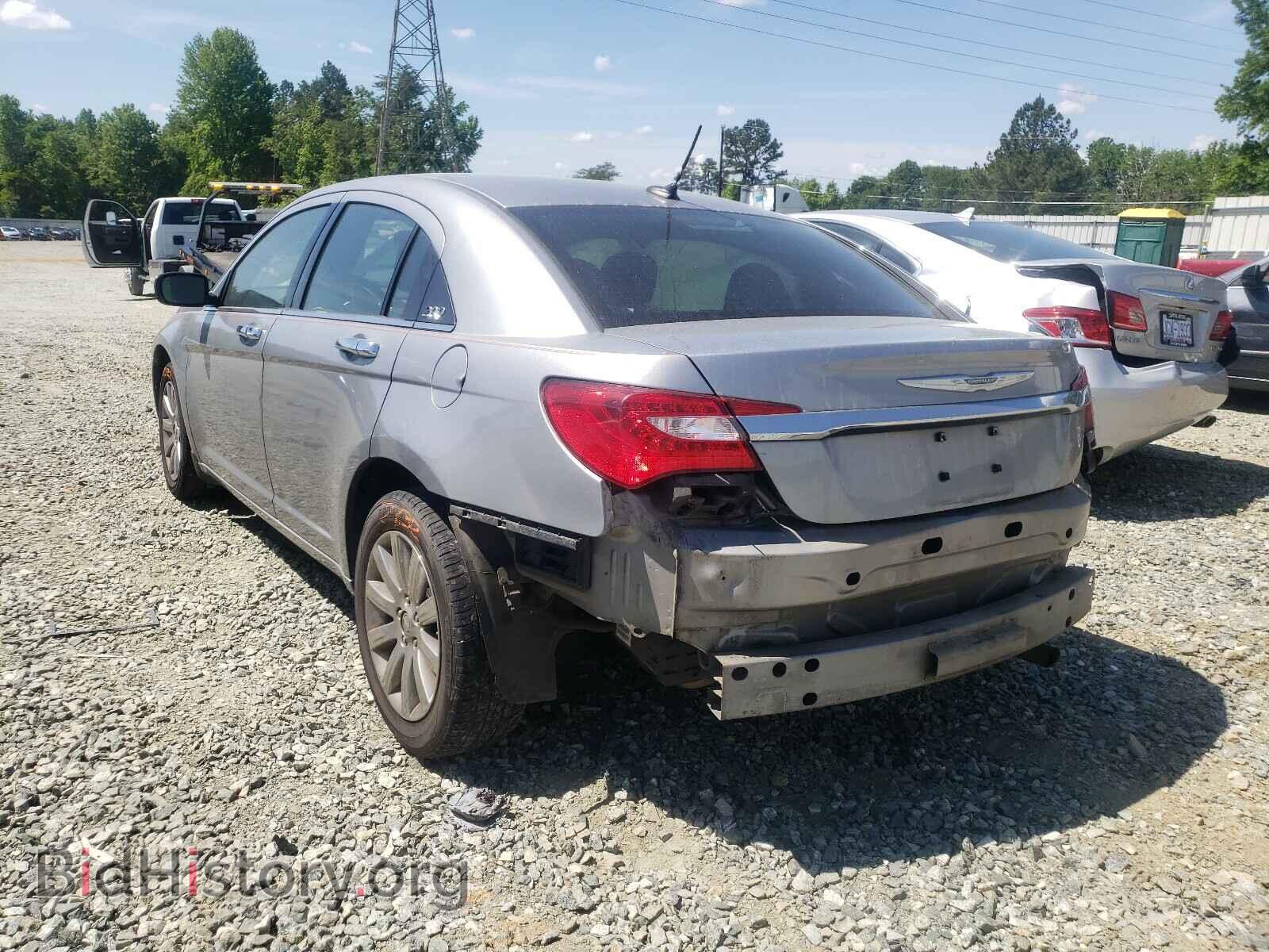2013 CHRYSLER 200 - VIN: 1C3CCBBB2DN539974 - Фото 3