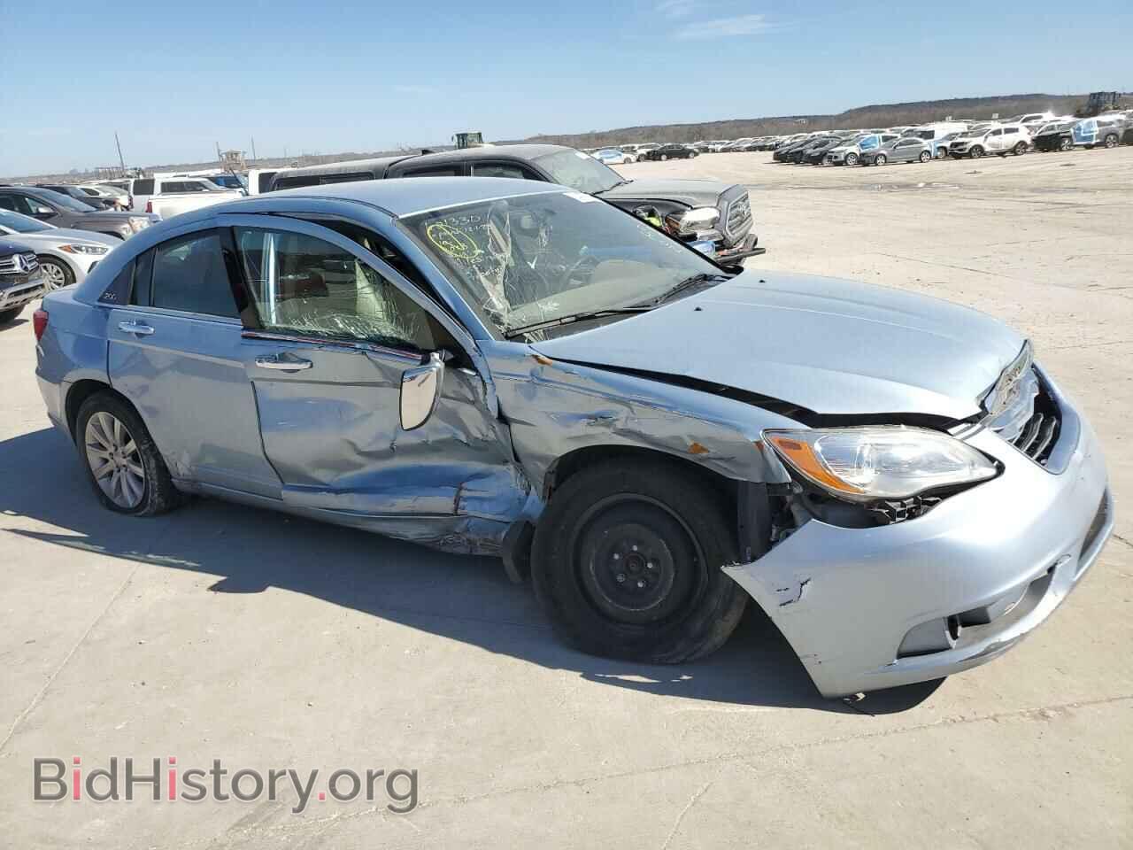 2013 CHRYSLER 200 - VIN: 1C3CCBCG3DN601330 - Фото 4