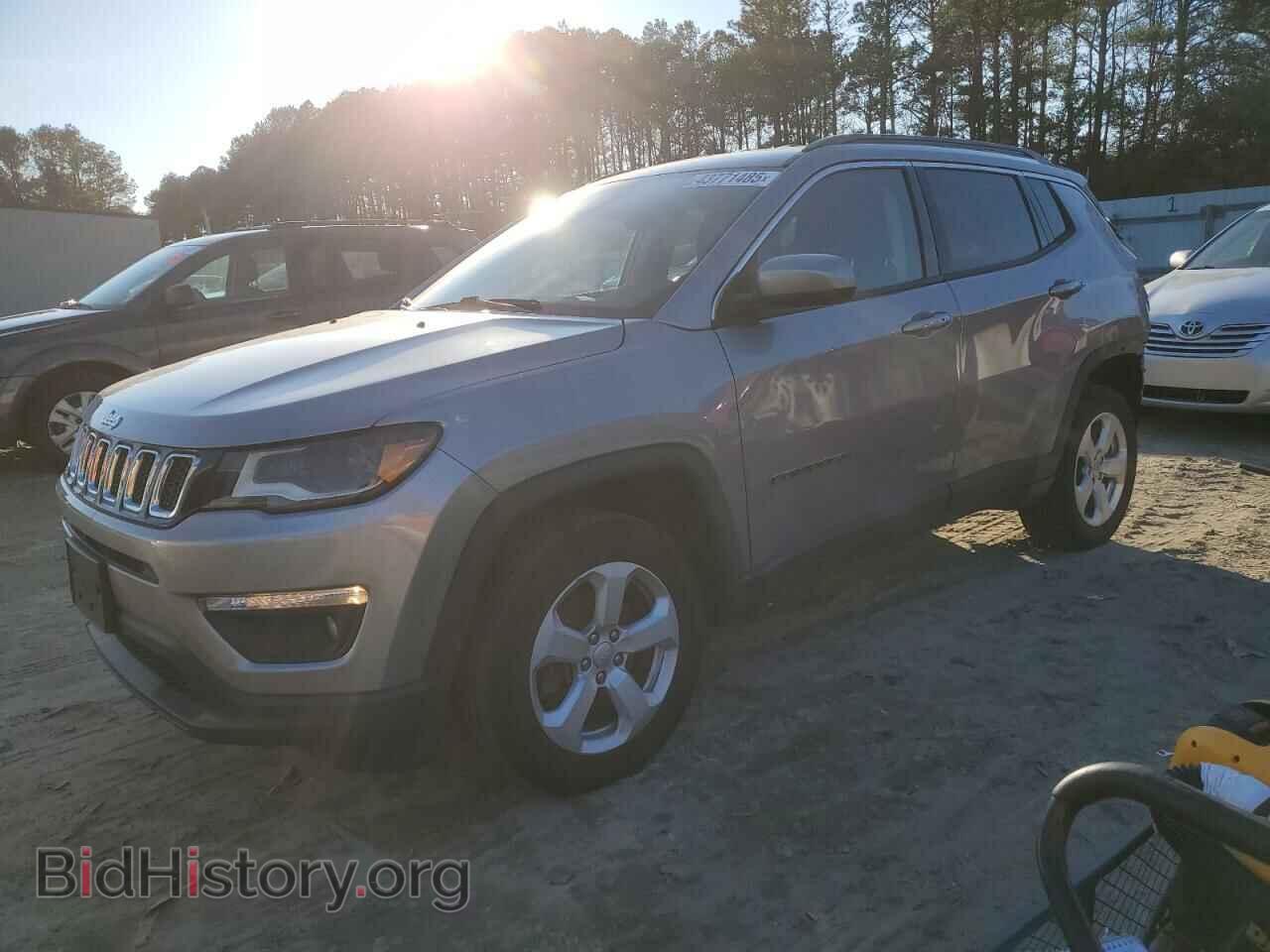 Photo 3C4NJDBB5JT359891 - JEEP COMPASS 2018