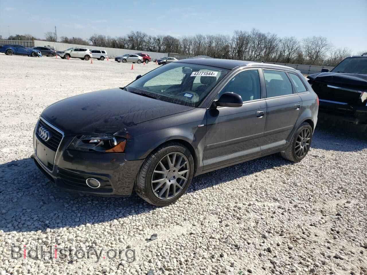 Фотография WAUMFAFM1AA121029 - AUDI A3 2010
