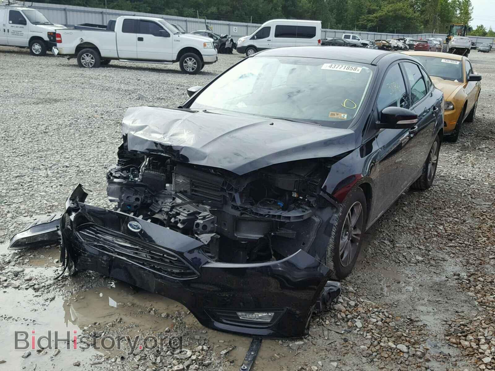 2017 FORD FOCUS - VIN: 1FADP3FE3HL222257 - Photo 2