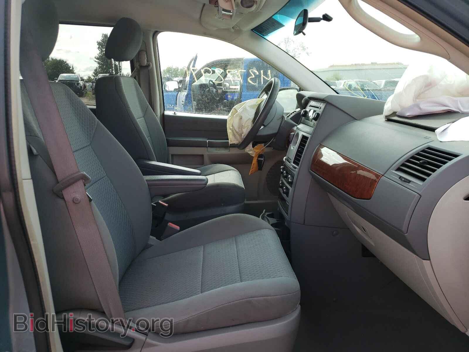 2009 CHRYSLER MINIVAN - VIN: 2A8HR44E09R594378 - Фото 5