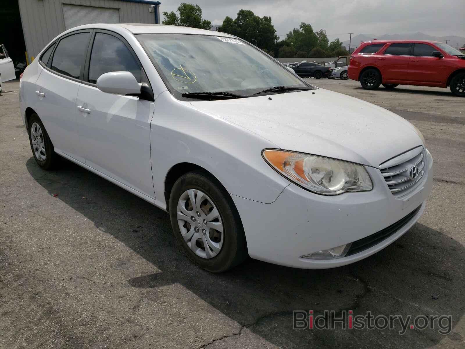 Photo KMHDU4AD3AU070564 - HYUNDAI ELANTRA 2010