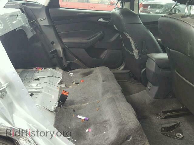 2012 Ford FOCUS (VIN 1FAHP3H25CL357690) — photo 6 of 10
