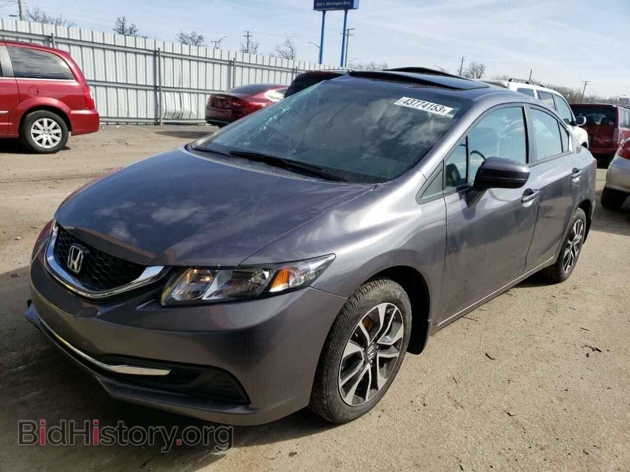 Фотография 19XFB2F85FE113570 - HONDA CIVIC 2015