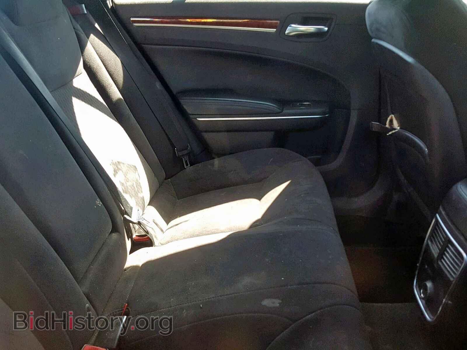2012 CHRYSLER 300 - VIN: 2C3CCAAG7CH110182 - Фото 6