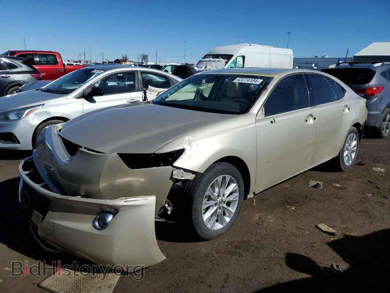Photo JTHBW1GG1D2037096 - LEXUS ES300 2013