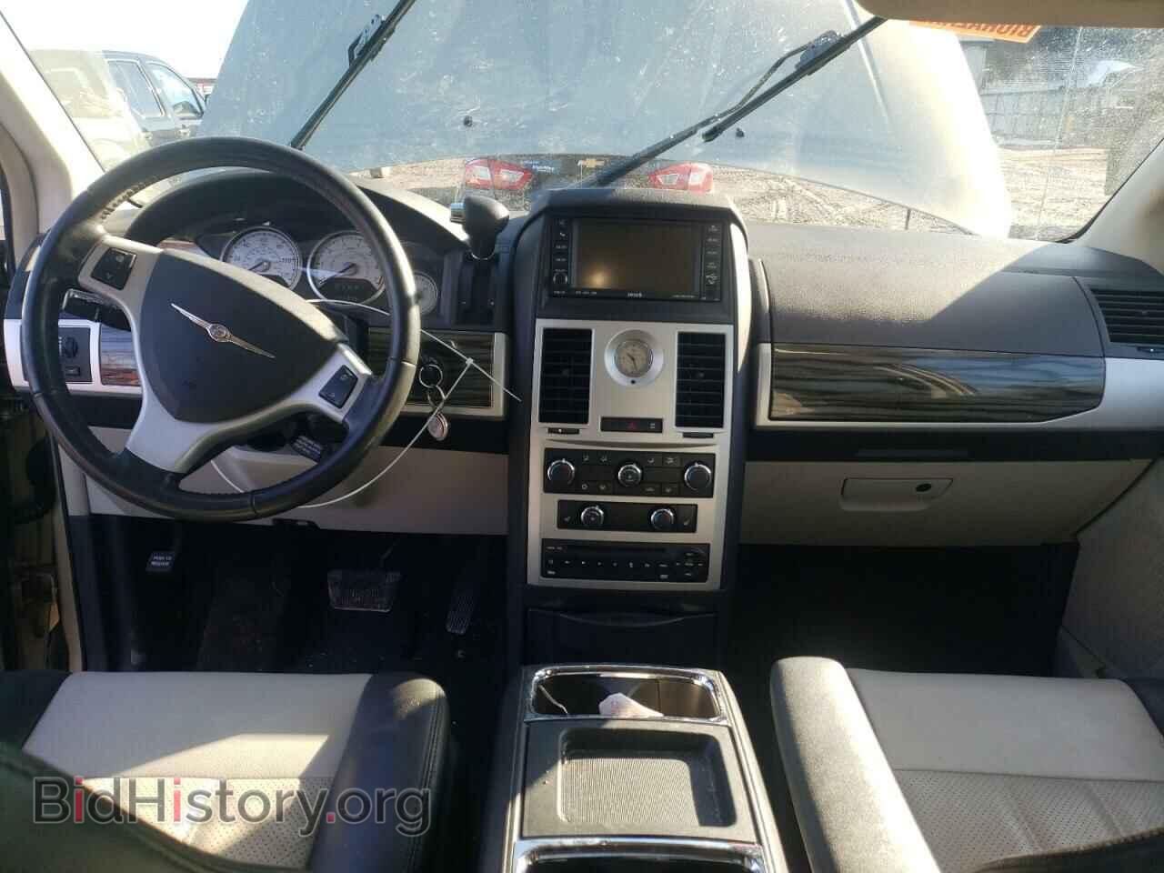 2010 CHRYSLER MINIVAN - VIN: 2A4RR5DX3AR290673 - Фото 8