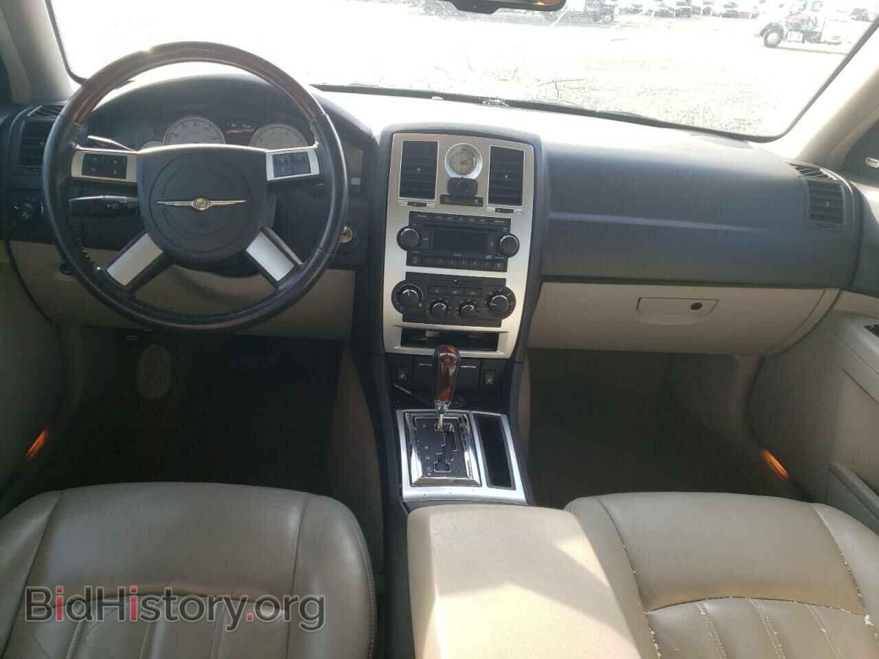 2007 CHRYSLER 300 - VIN: 2C3KA63H17H861143 - Фото 8
