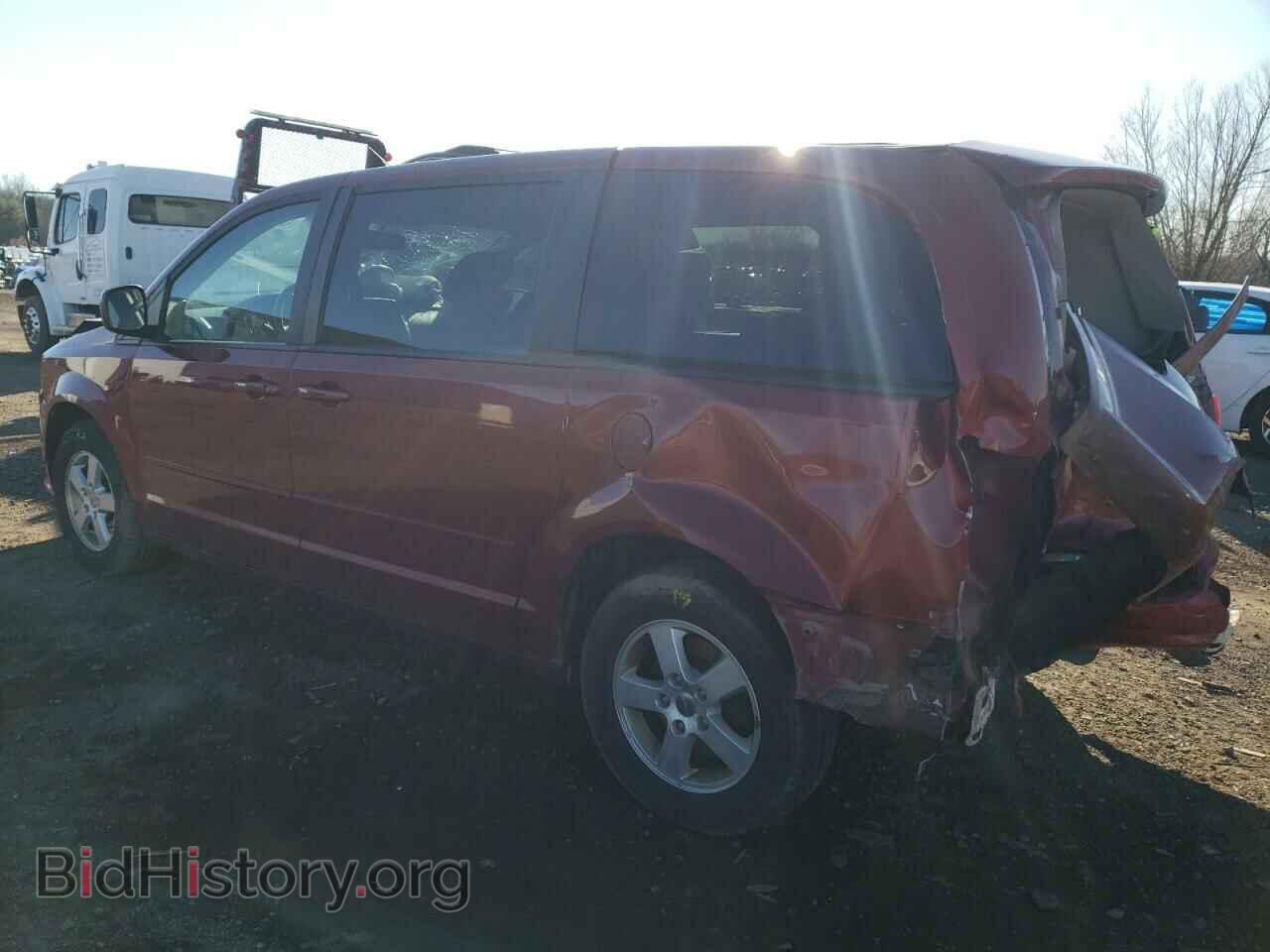 2011 DODGE CARAVAN - VIN: 2D4RN3DG9BR637109 - Фото 2