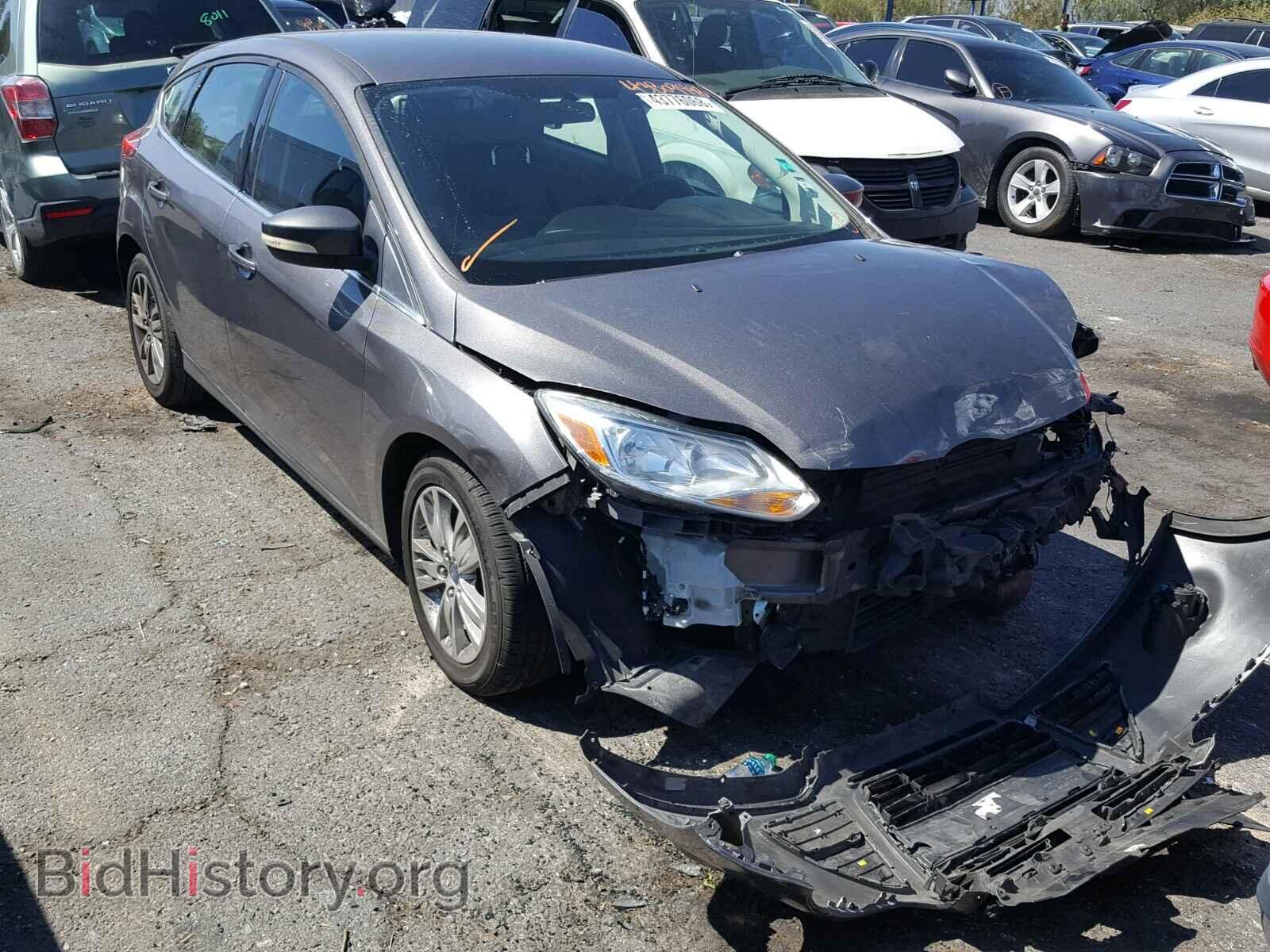 Photo 1FAHP3M26CL210882 - FORD FOCUS 2012