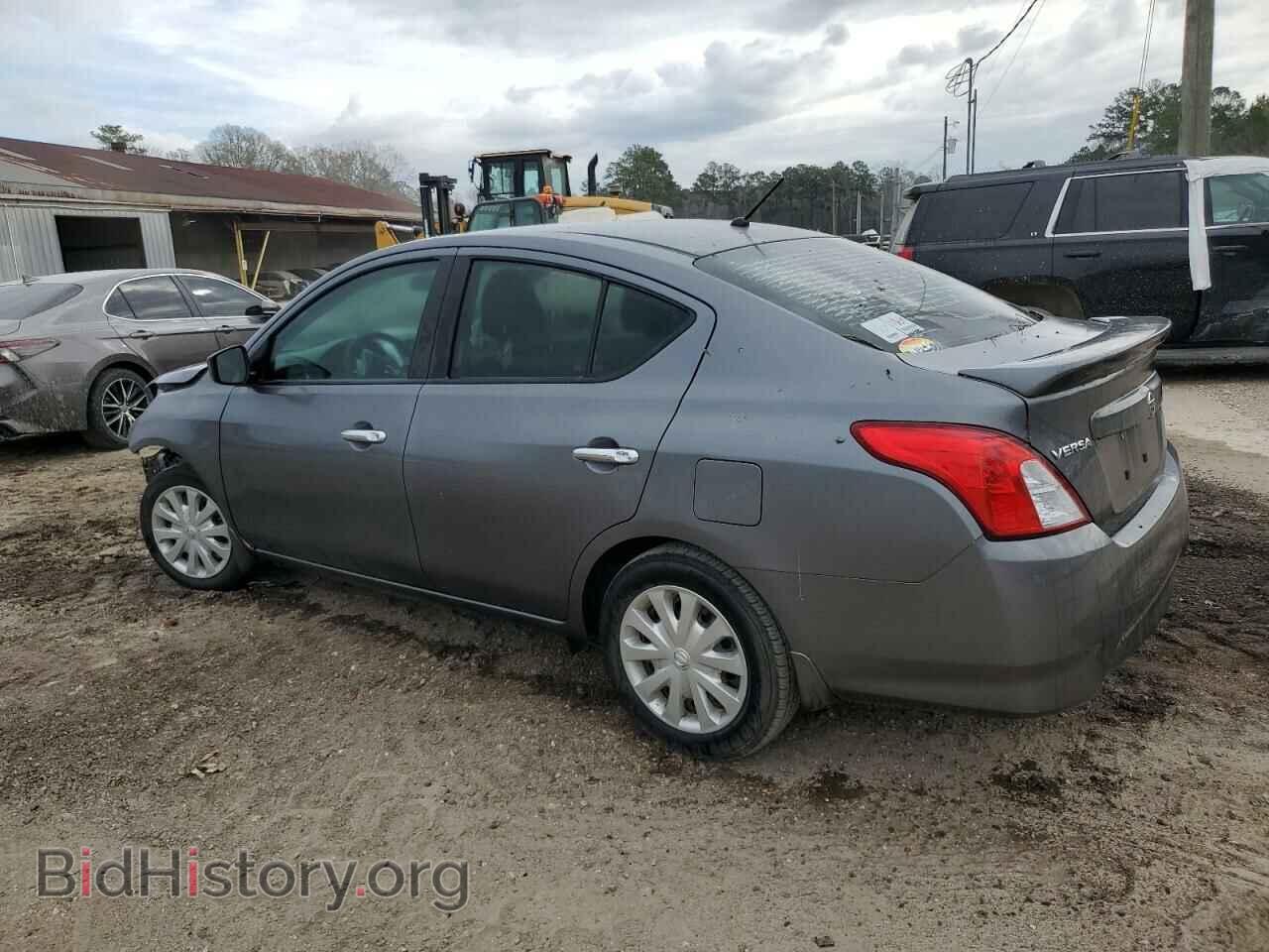 2017 NISSAN VERSA - VIN: 3N1CN7AP2HL811111 - Фото 2