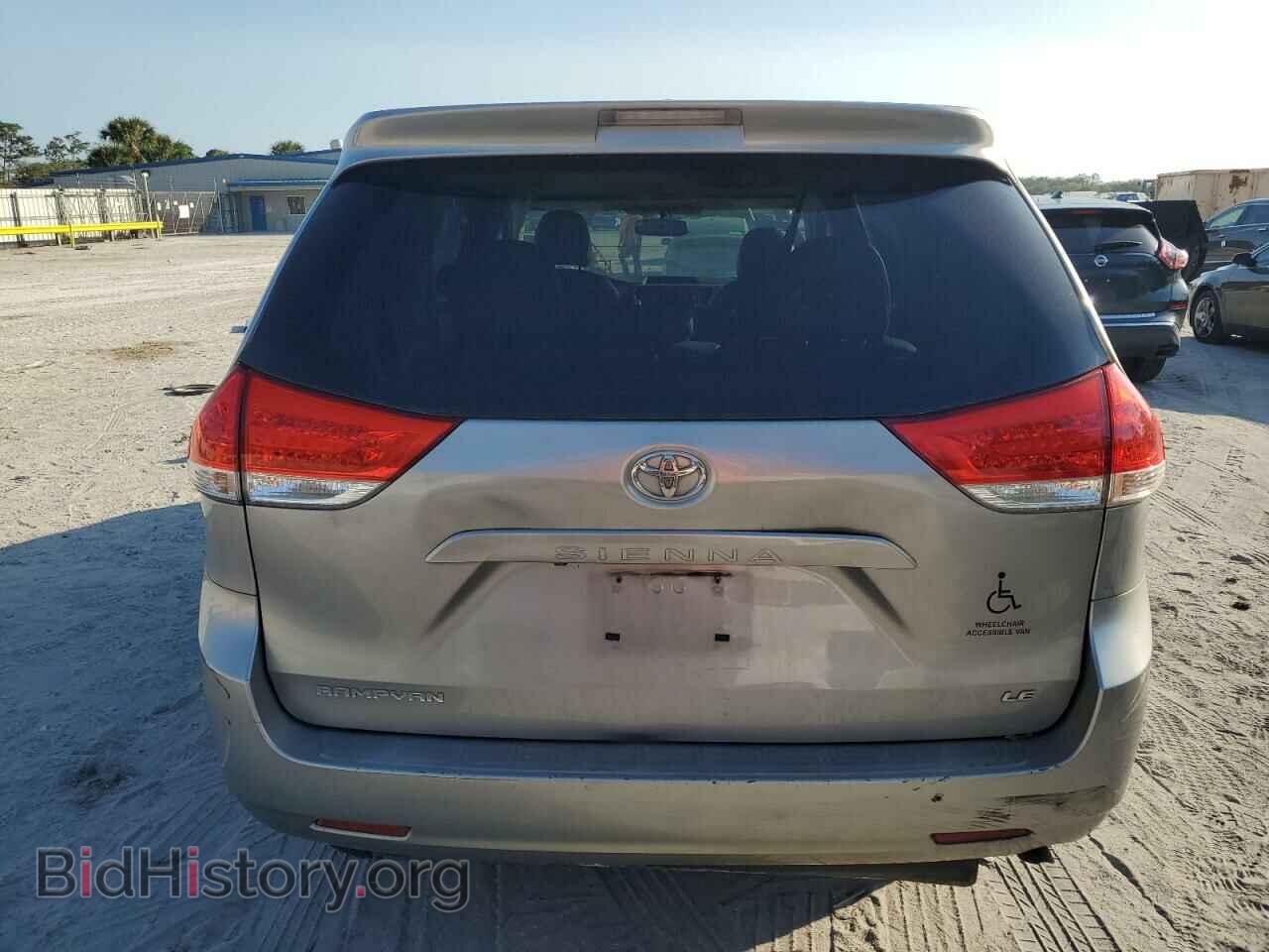 2011 TOYOTA All Models - VIN: 5TDKK3DC8BS024636 - Фото 6