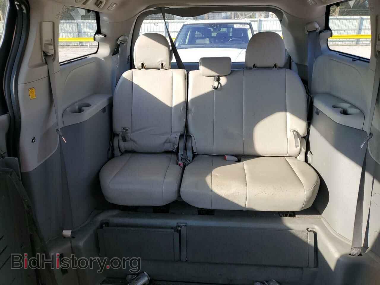 2011 TOYOTA All Models - VIN: 5TDKK3DC8BS024636 - Фото 10