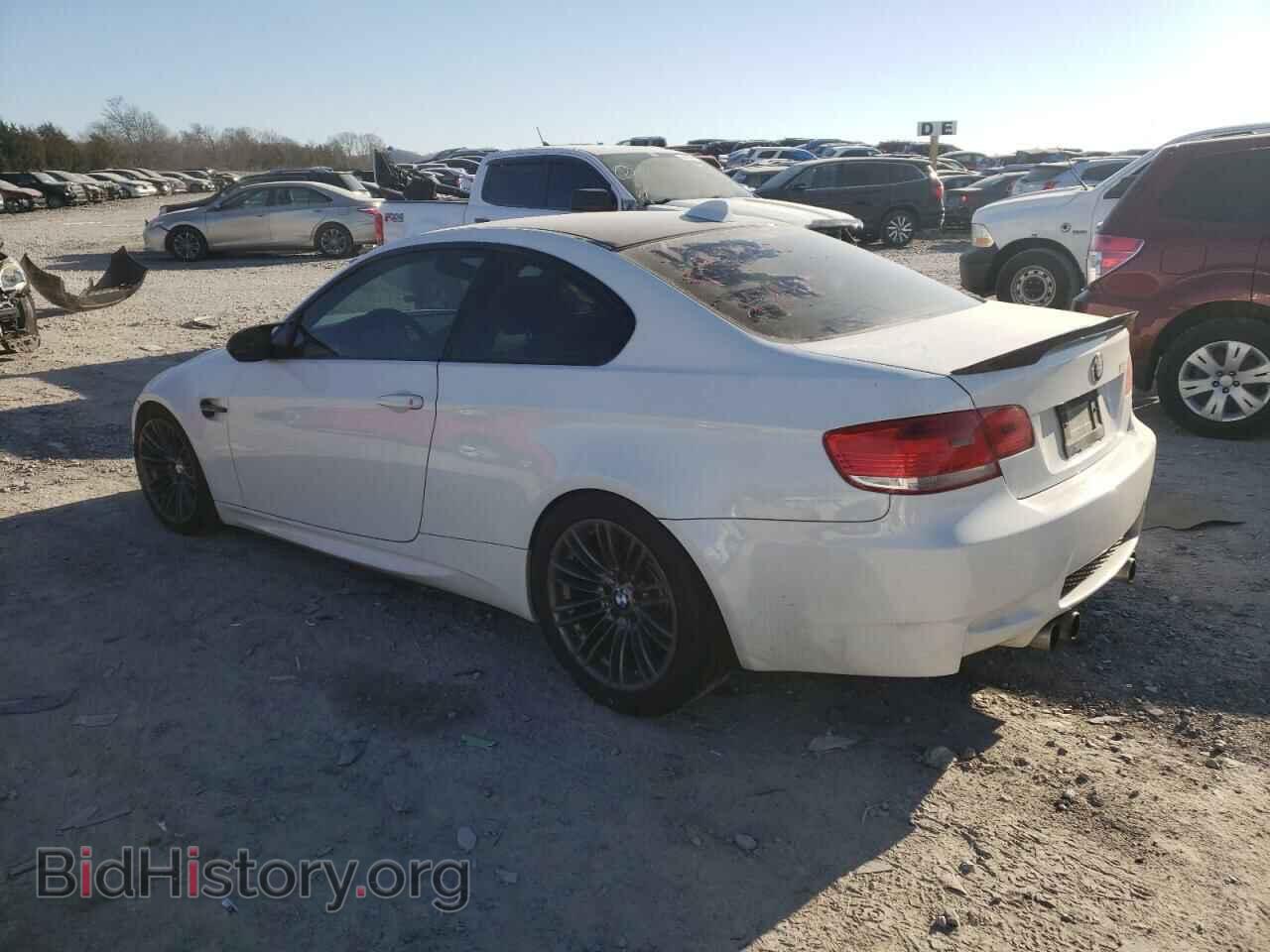 2008 BMW M3 - VIN: WBSWD93548PY41132 - Фото 2