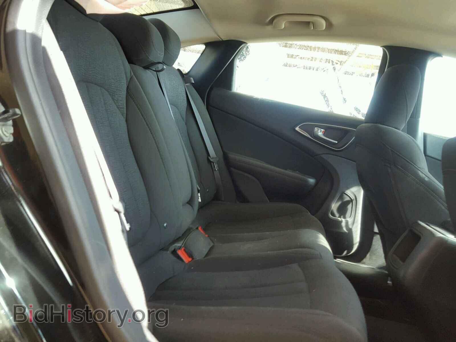 2016 CHRYSLER 200 - VIN: 1C3CCCFB8GN196673 - Photo 6