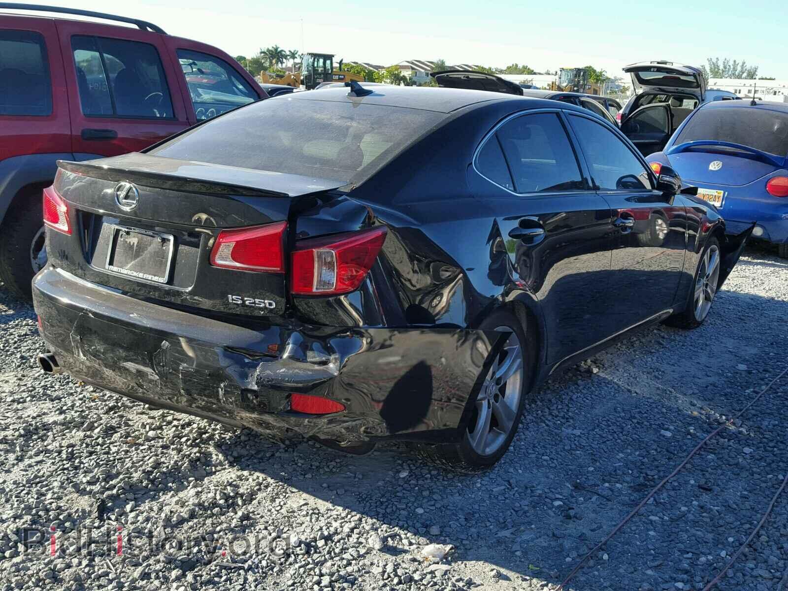 2011 LEXUS IS250 - VIN: JTHBF5C26B5152676 - Фото 4