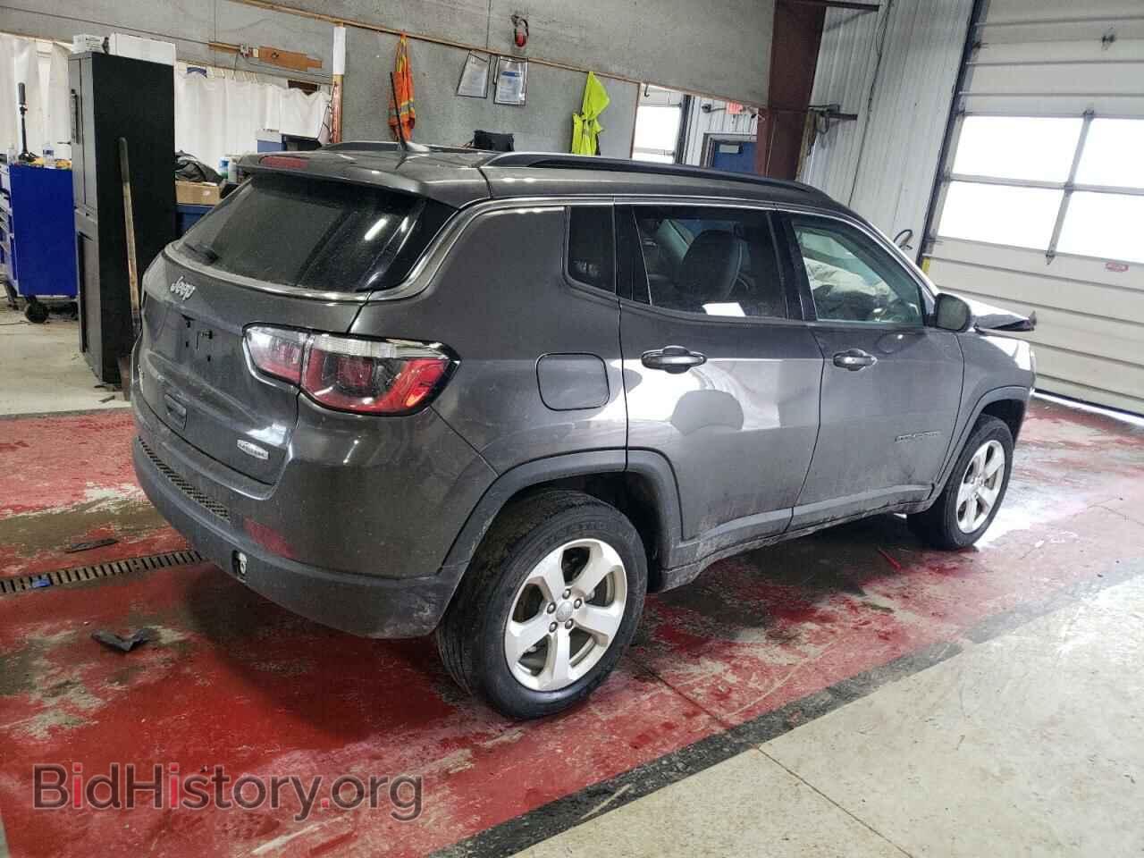 2019 JEEP COMPASS - VIN: 3C4NJDBB7KT806934 - Фото 3
